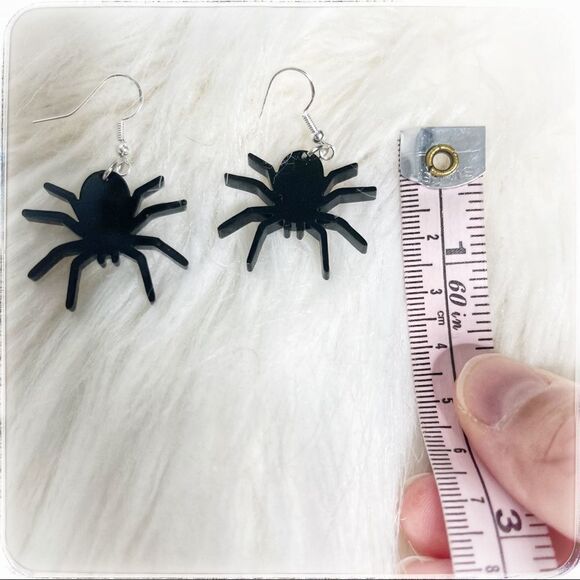 Acrylic Halloween earrings creepy spiders - Picture 2 of 2